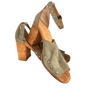 Chinese Laundry Women's Sage Green Chunky Heel Sandals Size 6